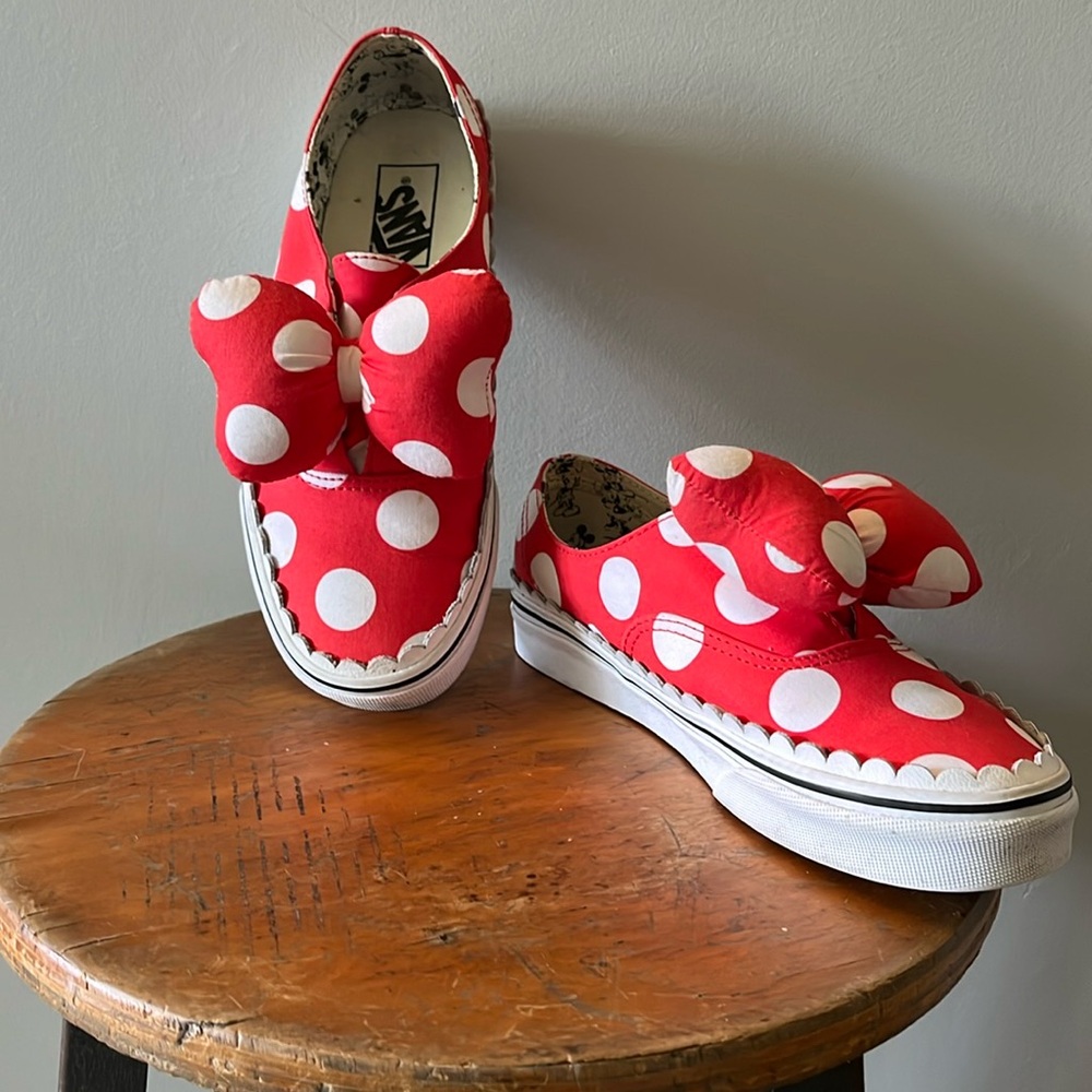 COPY - Vans Minnie Mouse Slip On - women’s 7.5